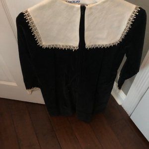 Girl's Vintage Portrait Dress-Velvet and Linen